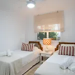 Neptuno II Beachfront Elviria,Sea Views,Lovely Terrace And Pool