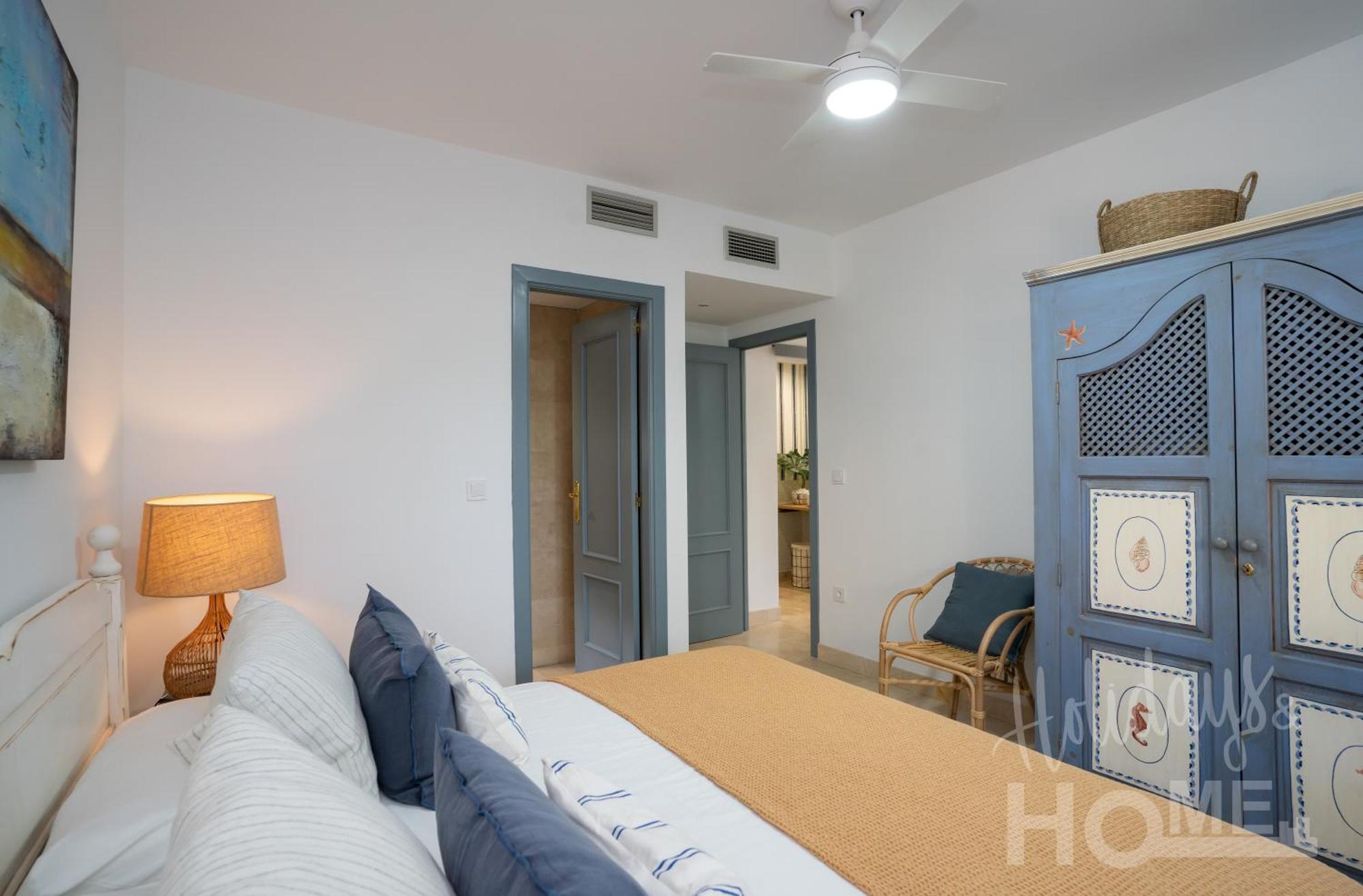 Neptuno Ii Beachfront Elviria,sea Views,lovely Terrace And Pool * Marbella